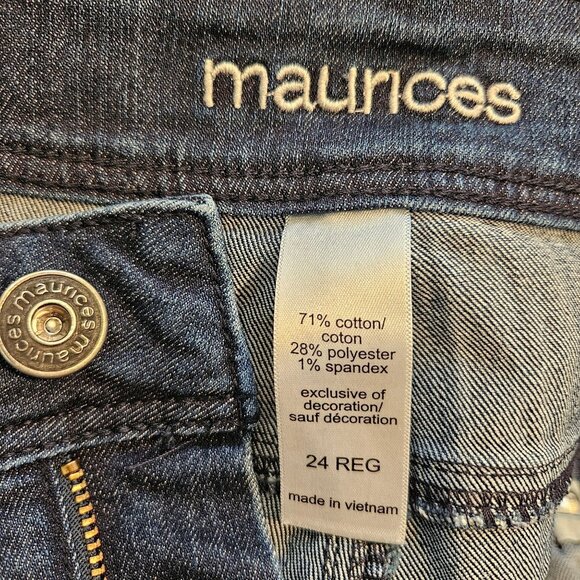 Maurices Straight Womens 24 Reg Plus Size Dark Wash Jeans Whiskered Denims - Picture 11 of 13